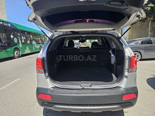 Kia Sorento 2011, 256,119 km - 2.0 l - Füzuli