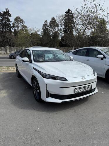 Changan Qiyuan A05 2025, 0 km - 1.5 л - Bakı