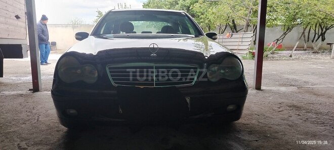 Mercedes C 200 2001, 100,000 km - 2.0 л - Gəncə