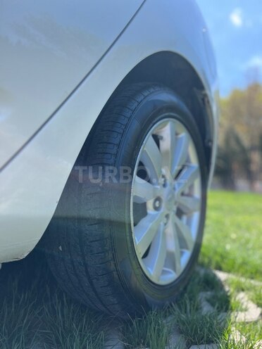 Kia Carens 2010, 242,000 km - 2.0 l - Bakı