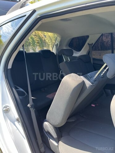 Kia Carens 2010, 242,000 km - 2.0 l - Bakı
