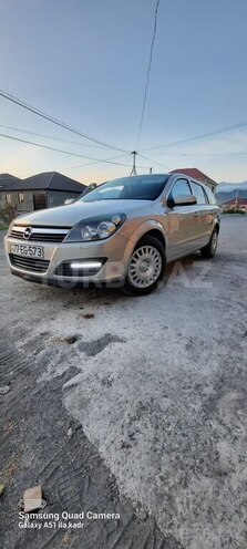 Opel Astra 2005, 180,000 km - 1.4 л - Bakı