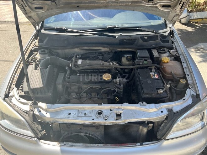 Opel Astra 2001, 288,000 km - 1.6 l - Bakı