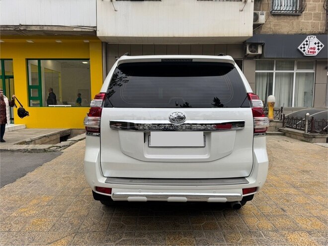 Toyota Land Cruiser Prado 2014, 175,000 km - 2.7 l - Bakı