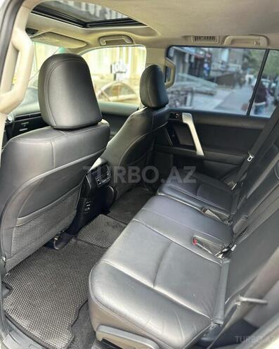 Toyota Land Cruiser Prado 2014, 175,000 km - 2.7 l - Bakı