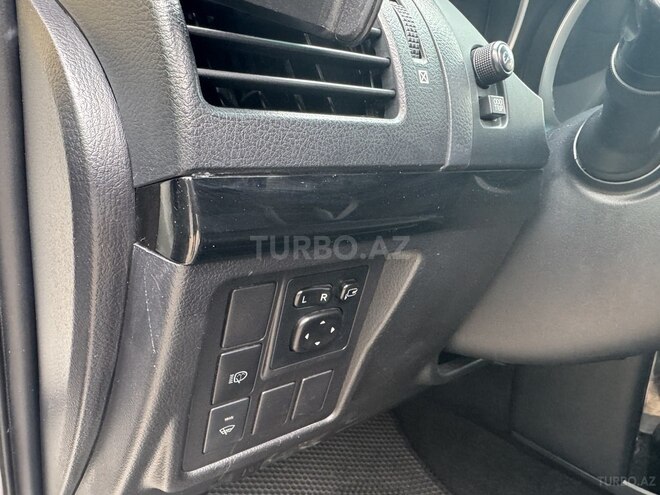 Toyota Land Cruiser Prado 2014, 175,000 km - 2.7 l - Bakı