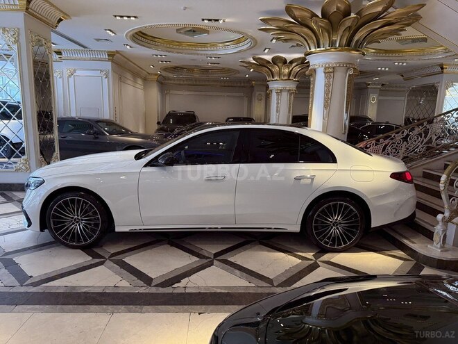 Mercedes E 300 e 4MATIC-5