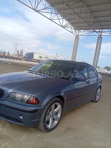 BMW 318 1998, 380,000 km - 1.9 l - Sumqayıt