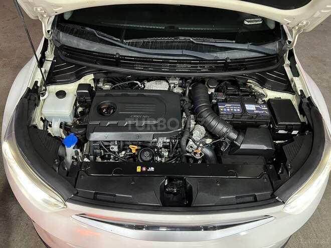 Kia Stonic 2017, 225,000 km - 1.6 l - Bakı