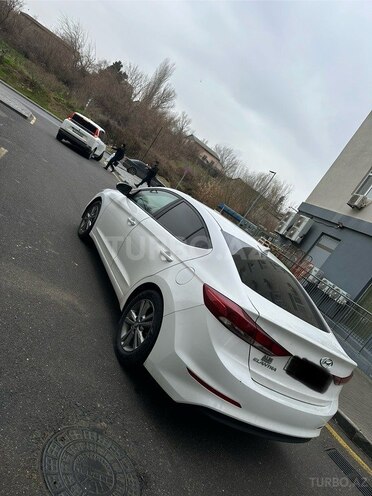 Hyundai Elantra 2017, 130,000 km - 2.0 л - Bakı