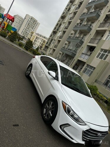 Hyundai Elantra 2017, 130,000 km - 2.0 л - Bakı