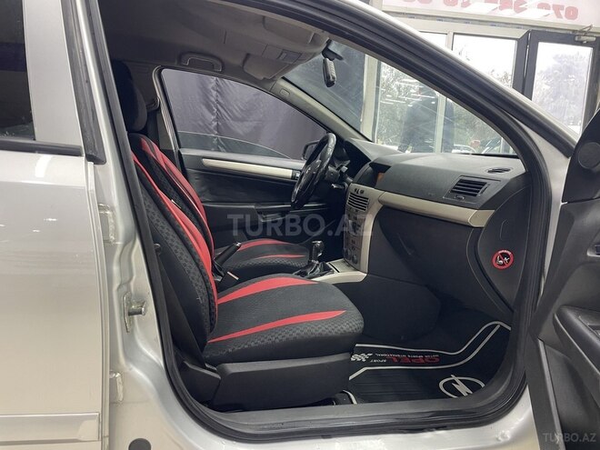 Opel Astra-13