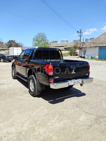 Mitsubishi L200 2012, 186,900 km - 2.5 l - Bakı