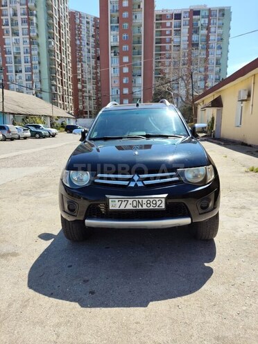 Mitsubishi L200 2012, 186,900 km - 2.5 l - Bakı