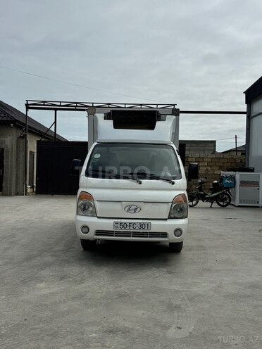 Hyundai H 100 2011, 352,600 km - 2.9 l - Bakı