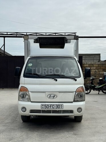 Hyundai H 100 2011, 352,600 km - 2.9 l - Bakı