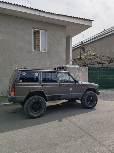 Jeep Cherokee 1996, 111,111 km - 4.0 l - Qax