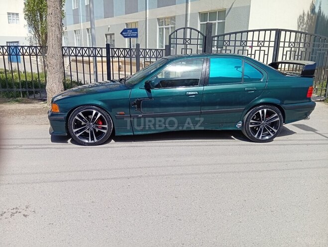 BMW 320 1996, 275,000 km - 1.8 l - Sumqayıt