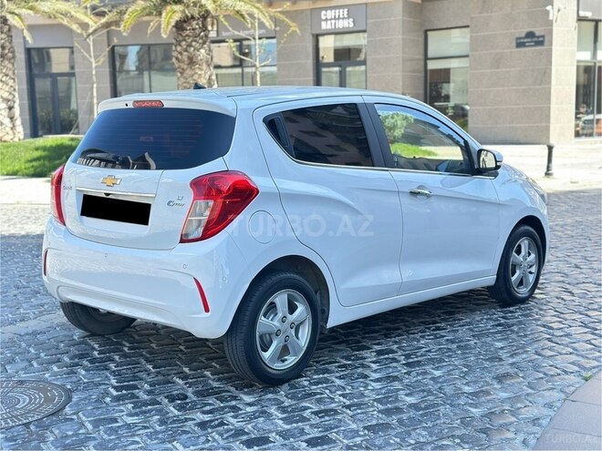 Chevrolet Spark 2016, 76,000 km - 1.2 л - Bakı