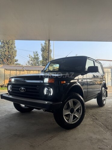 LADA (VAZ) Niva 2024, 10,000 km - 1.7 л - Gəncə