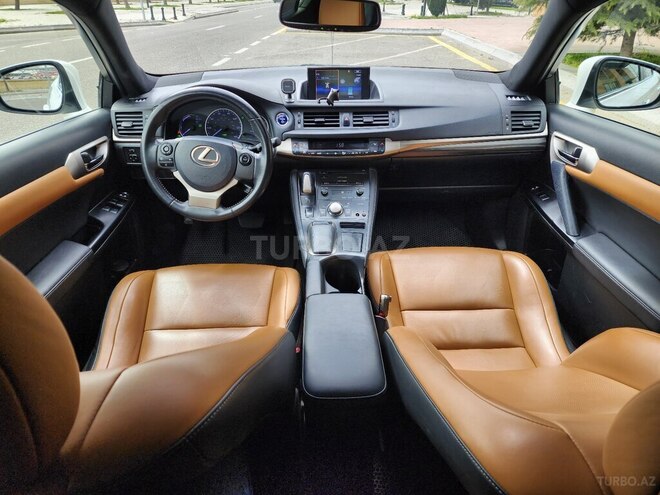 Lexus CT 200h 2015, 246,230 km - 1.8 l - Bakı