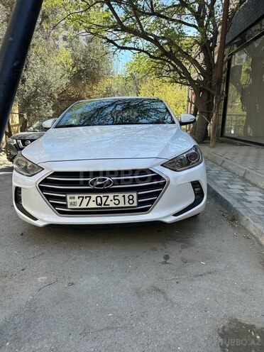 Hyundai Avante 2018, 182,000 km - 1.6 l - Bakı
