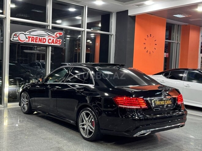 Mercedes E 200-8