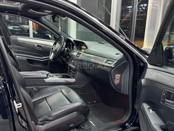 Mercedes E 200-13