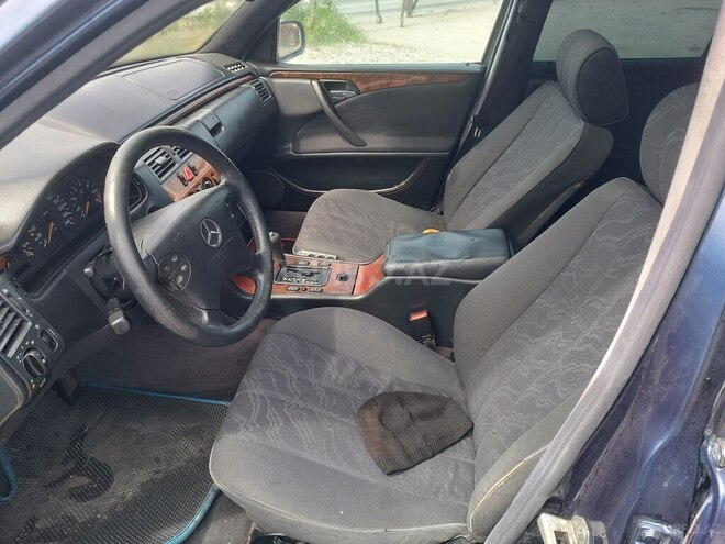 Mercedes E 200 1996, 250,000 km - 2.0 л - Bakı