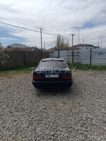 Mercedes E 200 1996, 250,000 km - 2.0 л - Bakı