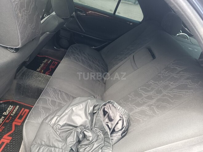 Mercedes E 200 1996, 250,000 km - 2.0 л - Bakı
