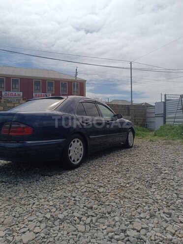 Mercedes E 200 1996, 250,000 km - 2.0 л - Bakı