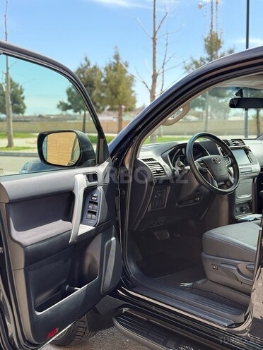 Toyota Land Cruiser Prado 2019, 59,700 km - 2.7 l - Bakı