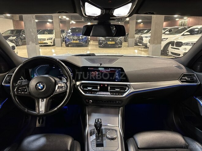 BMW 320-13