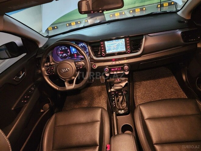 Kia Stonic 2017, 168,000 km - 1.6 l - Şəki