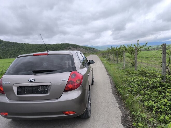 Kia Ceed 2008, 213,151 km - 1.6 l - Qəbələ