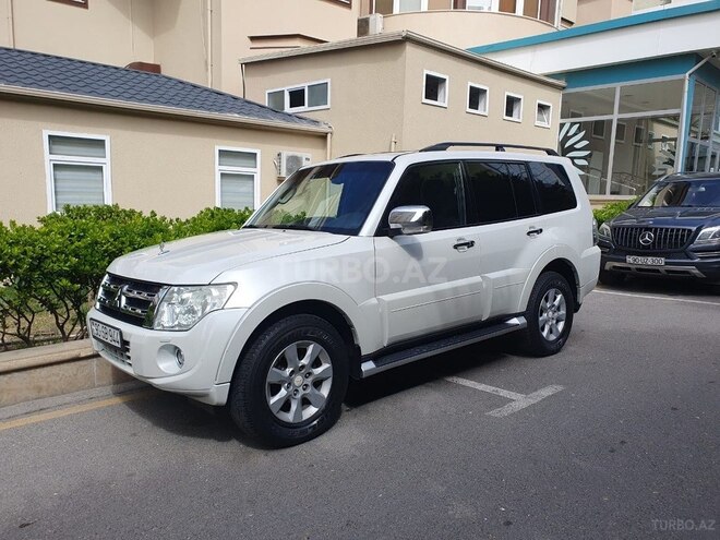 Mitsubishi Pajero 2011, 208,000 km - 3.5 l - Bakı