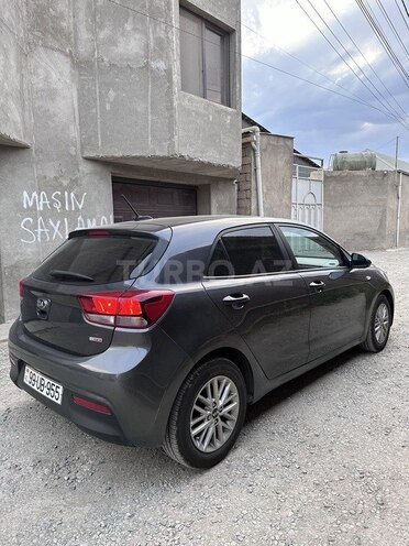 Kia Rio 2017, 137,000 km - 1.0 l - Bakı