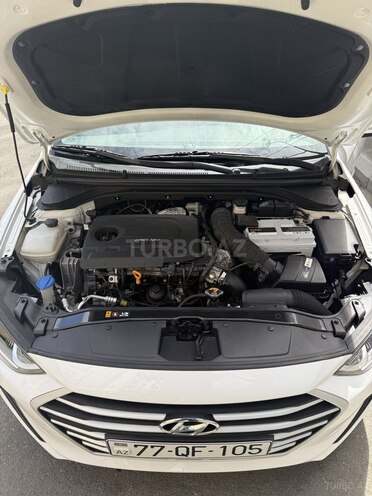 Hyundai Avante 2016, 195,485 km - 1.6 л - Bakı