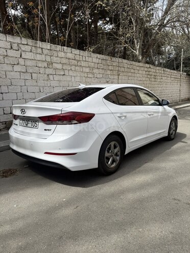 Hyundai Avante 2016, 195,485 km - 1.6 л - Bakı