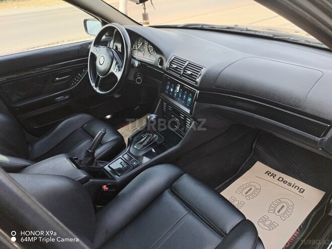 BMW 528 1999, 468,763 km - 2.8 l - Quba