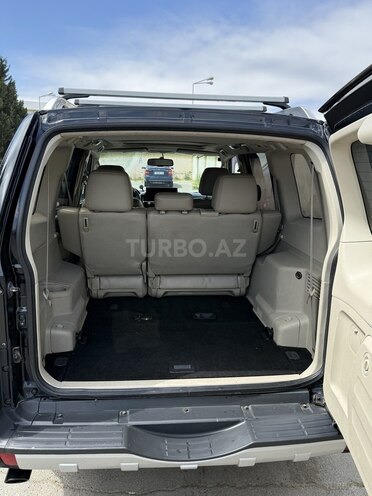 Mitsubishi Pajero-18
