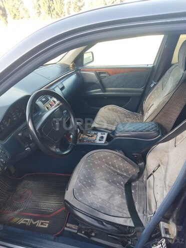 Mercedes E 220 d 1998, 389,000 km - 2.2 l - Gəncə