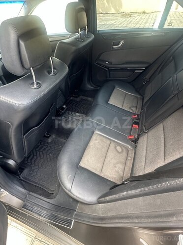 Mercedes E 220 d 2009, 328,000 km - 2.2 л - Bakı
