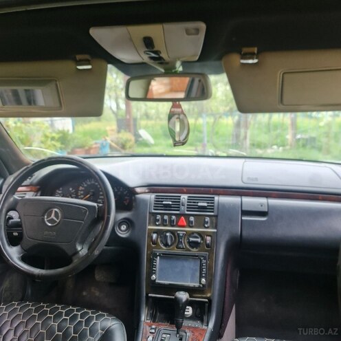 Mercedes E 230 1996, 55,555 km - 2.3 l - Bakı