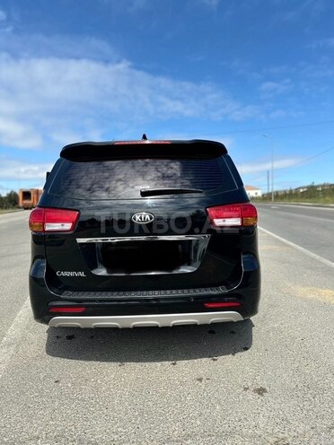 Kia Carnival 2017, 290,000 km - 2.2 l - Bakı