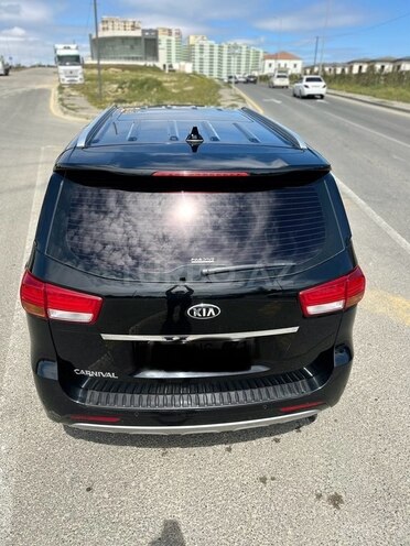 Kia Carnival 2017, 290,000 km - 2.2 l - Bakı