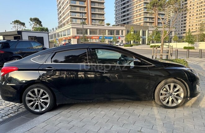 Hyundai i40 2012, 216,000 km - 2.0 l - Bakı