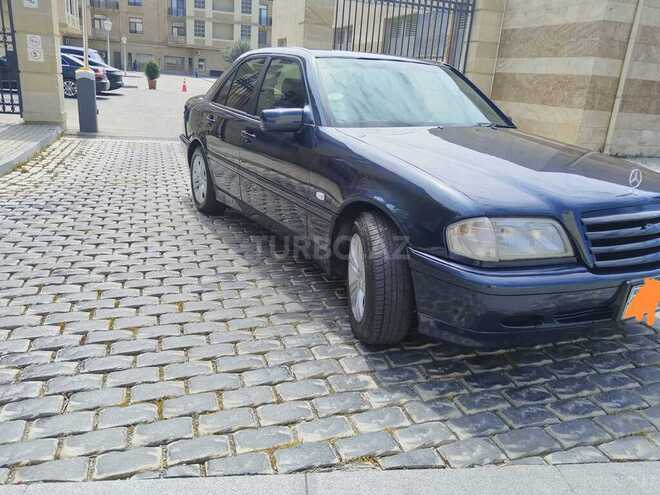 Mercedes C 200 2000, 250,000 km - 2.0 л - Bakı