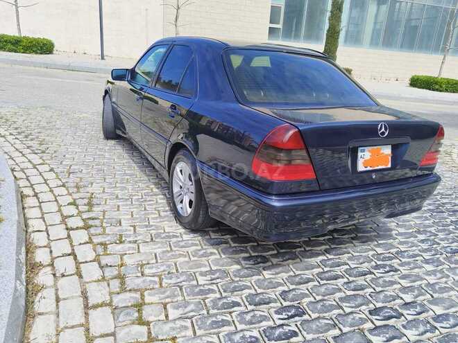 Mercedes C 200 2000, 250,000 km - 2.0 л - Bakı